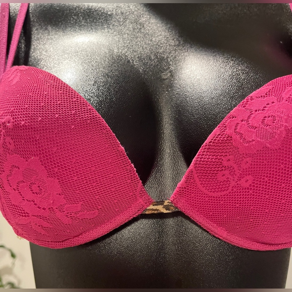 3 Victoria’s Secret/Pink Bra’s, Size 34 C - Picture 7 of 16